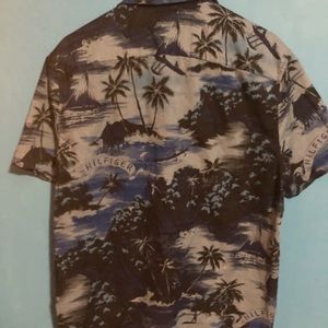 Tommy Hilfiger button up lightly used blue
